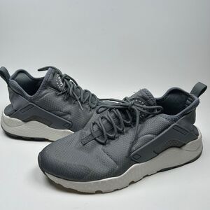 Nike huarache 819151-006 Unisex Us Size 9.5 Pre Owned